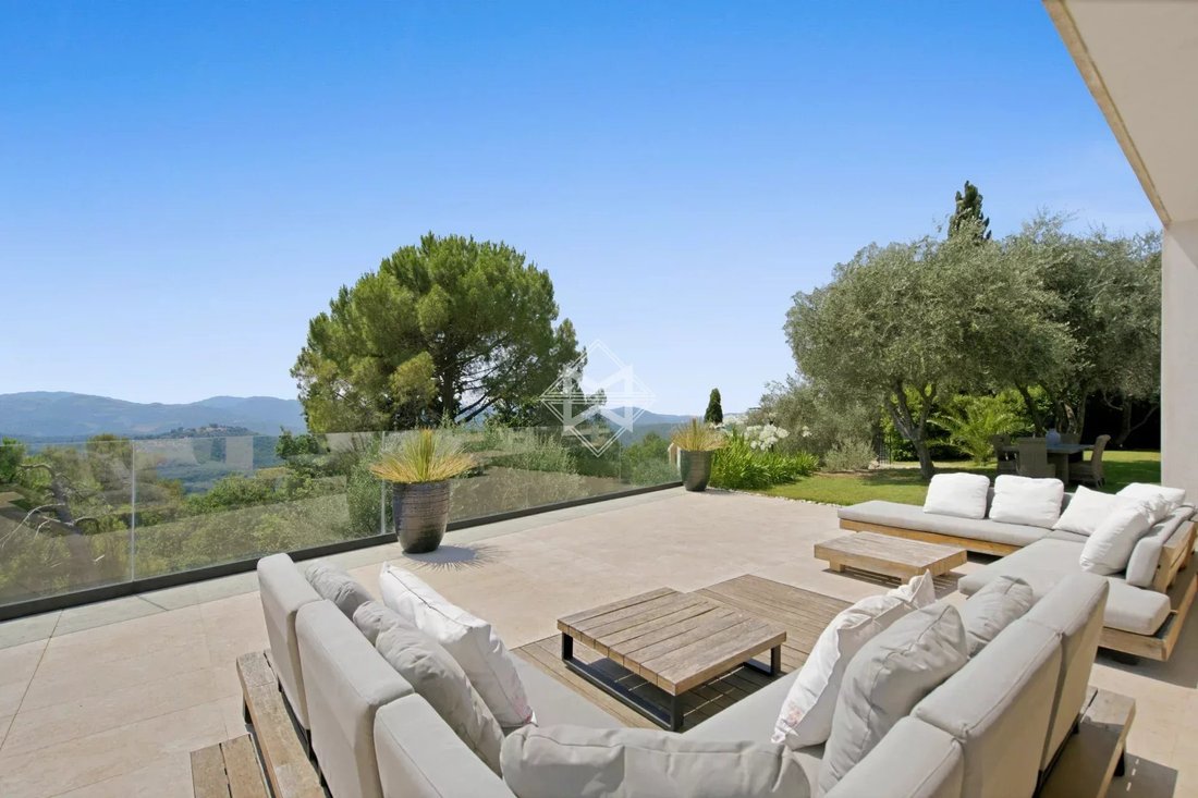 Villa in Saint-Cézaire-sur-Siagne, Provence-Alpes-Côte d'Azur, France 2 - 18298746