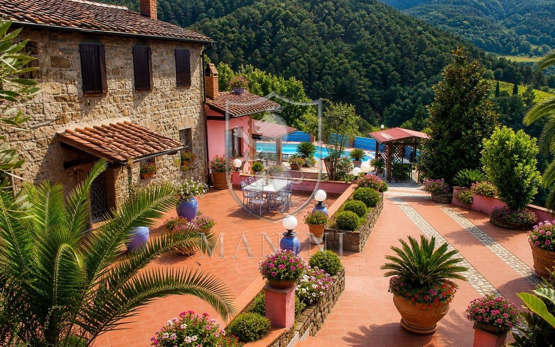 Villa in Massarosa, Tuscany, Italy 5 - 18303294