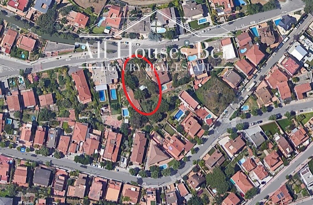 Land in Sant Just Desvern, Catalonia, Spain 1 - 18299851