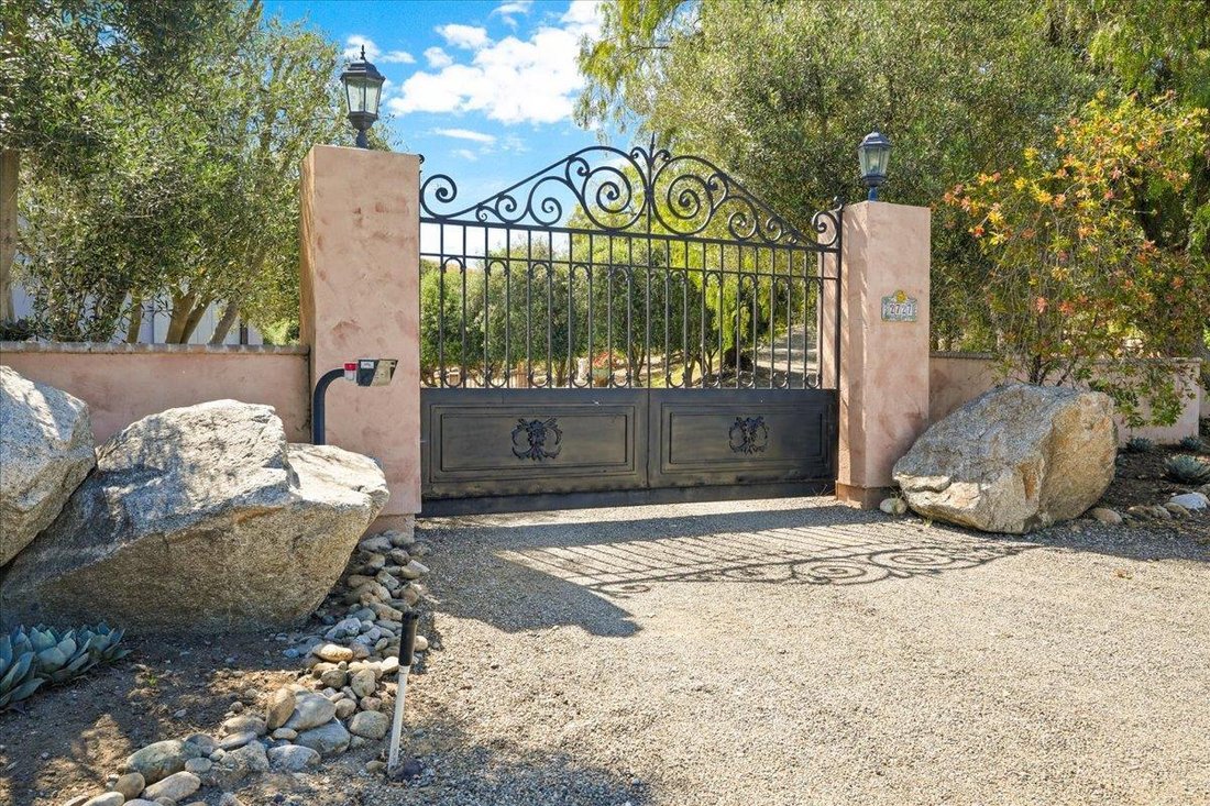 House in Hollister, California, United States 2 - 18301740