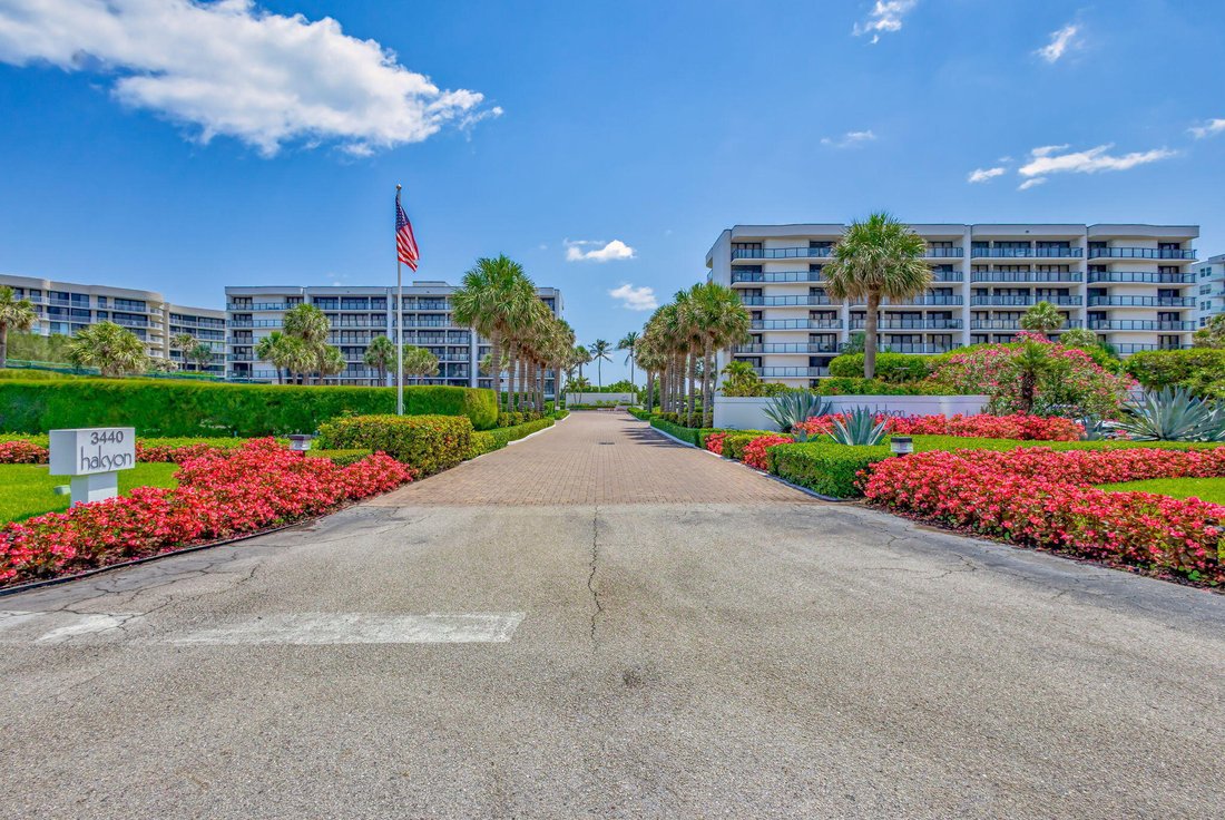 Condo in Palm Beach, Florida, United States 3 - 18299749