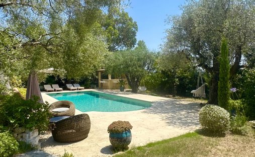 House in Tourrettes-sur-Loup, Provence-Alpes-Côte d'Azur, France 1