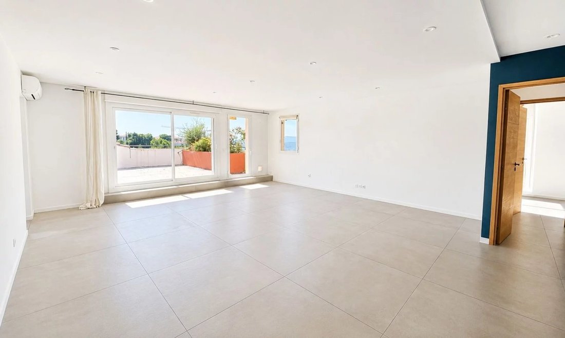 Appartement à Mazenod-Bellevue-Saint Donat-Banon, Aix-en-Provence, France 4 - 17745141