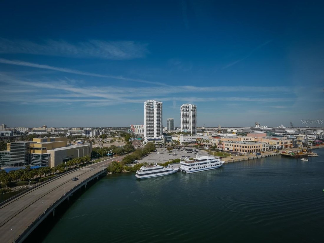 Condo in Tampa, Florida, United States 4 - 18300463