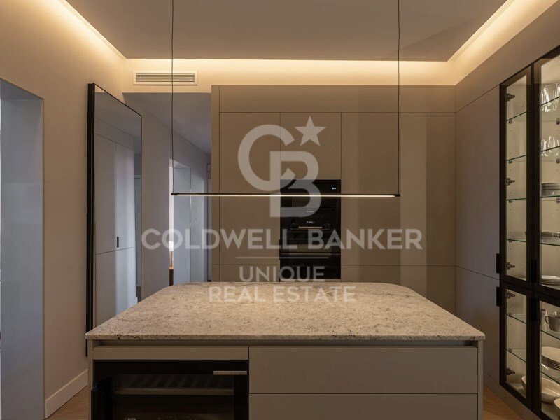 Appartamento a Chamberí, Madrid, Spagna 3 - 18011308