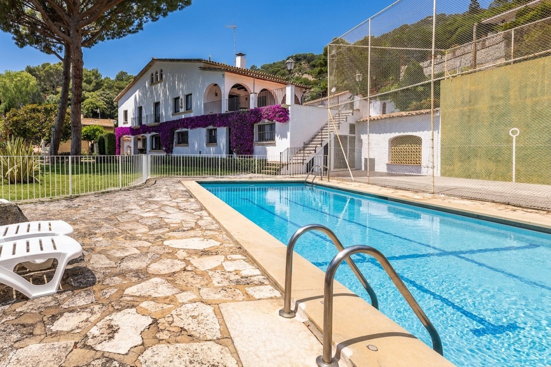 House in Premia de Dalt, Catalonia, Spain 3 - 18302332