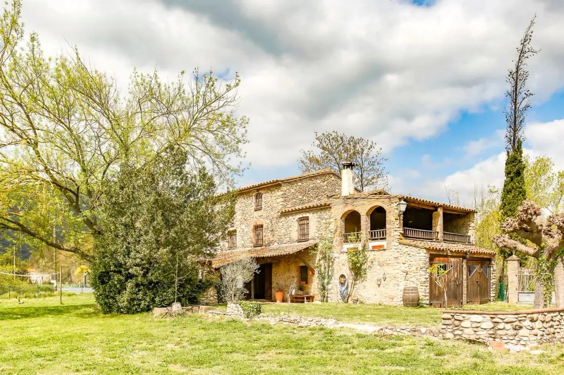 Finca in la Cellera de Ter, Catalonia, Spain 1 - 18301087