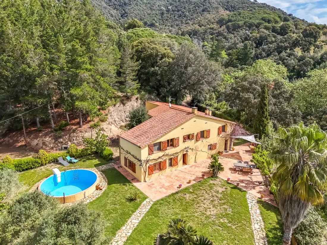 Finca in Sant Cebria de Vallalta, Catalonia, Spain 2 - 18302181