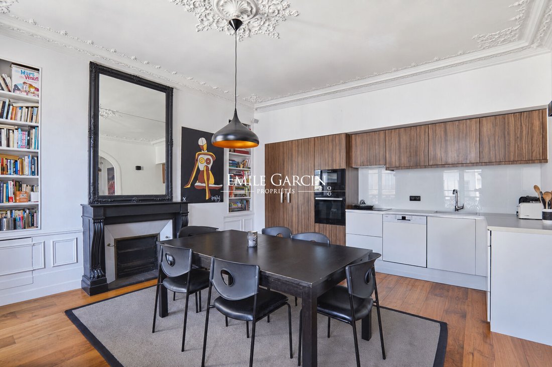 Apartment in Saint Gervais, Paris 4e Arrondissement, Paris 5 - 18302986