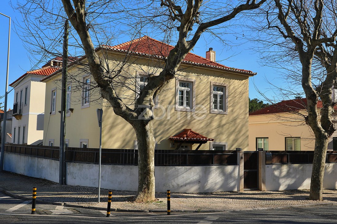 House in Parede, Lisbon, Portugal 2 - 18302406