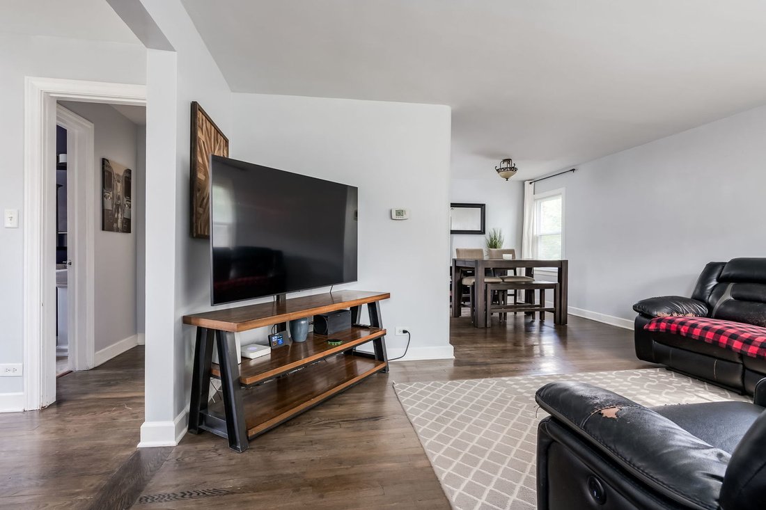 House in Elmhurst, Illinois, United States 5 - 18301202