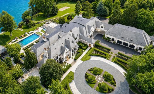 House in Orchard Lake Village, Michigan, United States 1