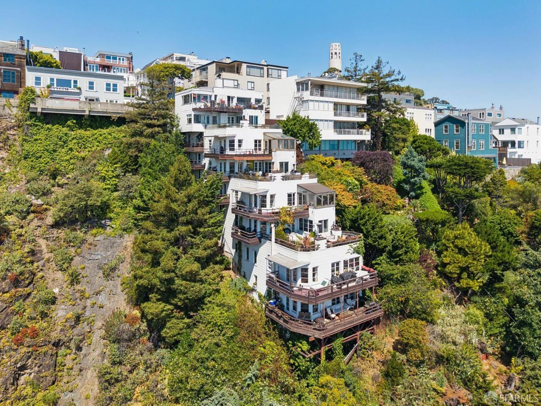 San Francisco, California, United States 2 - 18253665