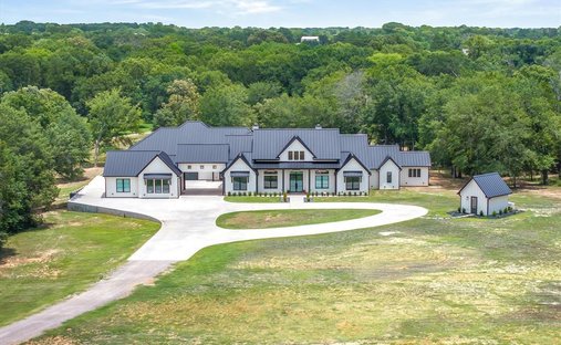 House in Canton, Texas, United States 1