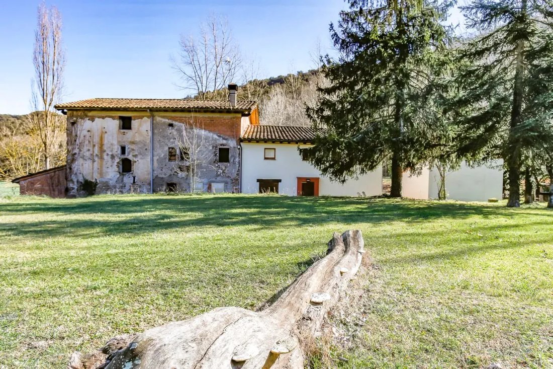 Finca in Olot, Catalonia, Spain 4 - 18301406