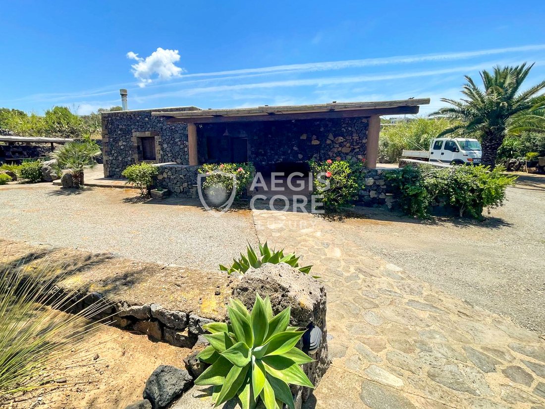 Villa in Pantelleria, Sizilien, Italien 2 - 18298640
