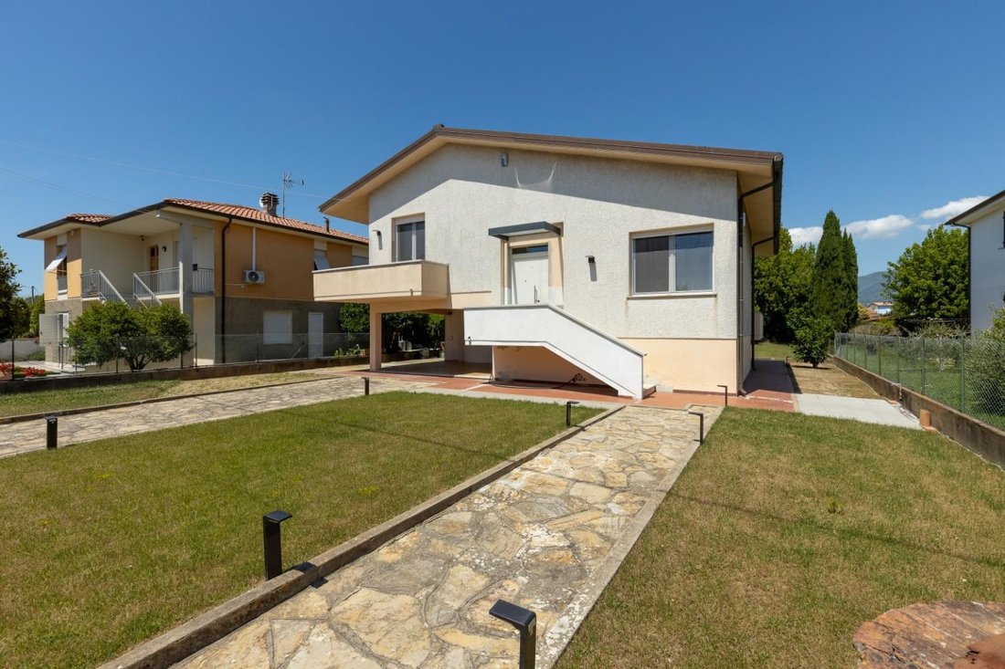 Villa in Titignano-Visignano, Cascina, Tuscany 2 - 18301174