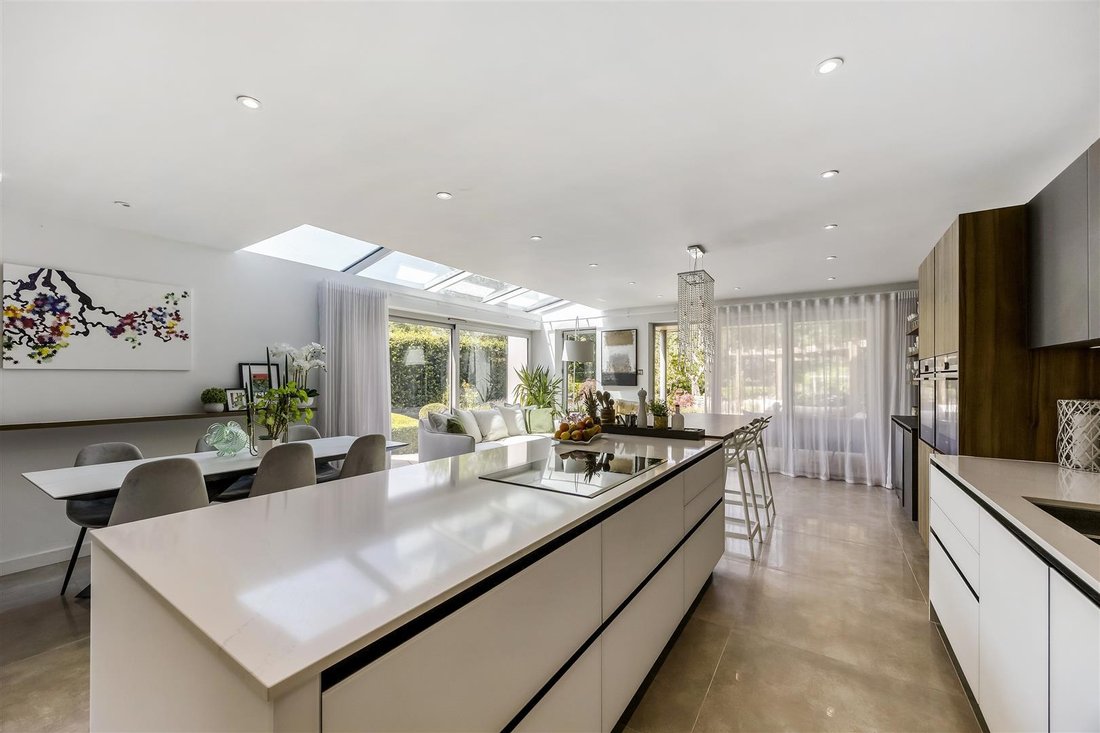House in Prestbury, Cheltenham, England 5 - 18299691