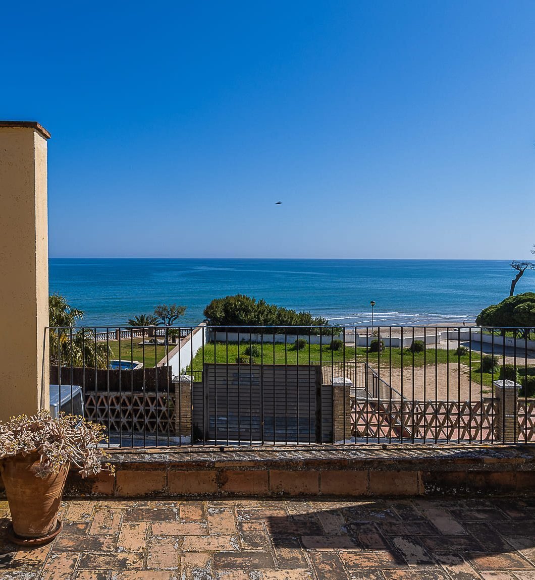 Villa in Vilanova i la Geltru, Catalonia, Spain 1 - 18300005