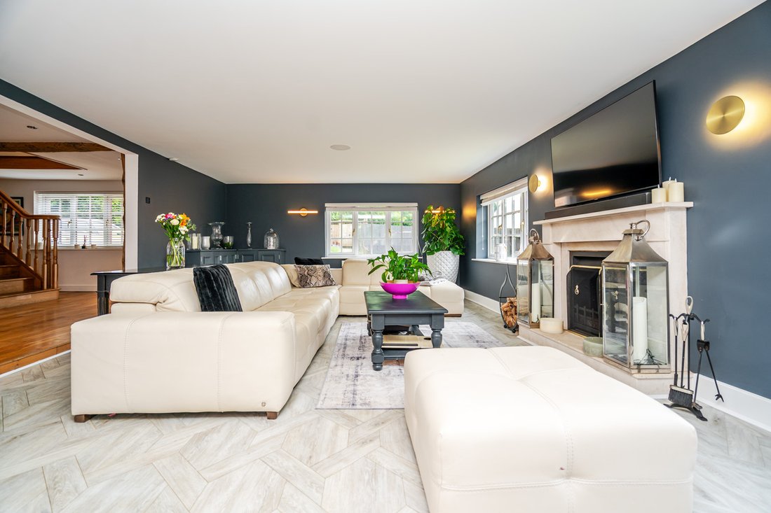 Country House in Woburn Sands, England 5 - 18298026