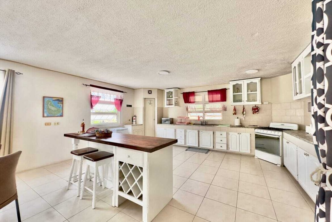 Estate in Bridgetown, Christ Church, Barbados 2 - 18299647