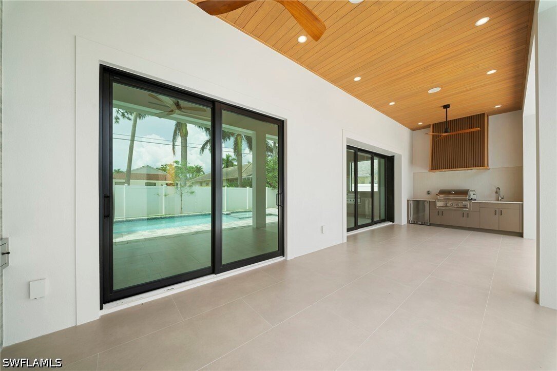 House in Naples, Florida, United States 3 - 16235973