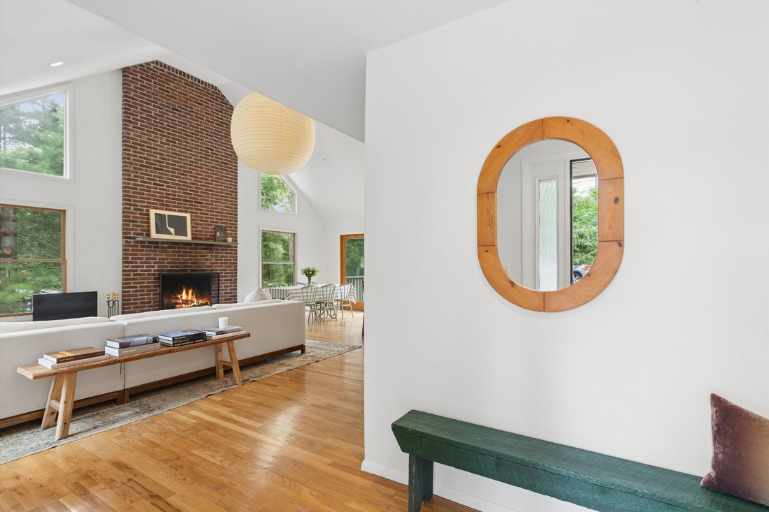 East Hampton, New York, United States 5 - 18298505