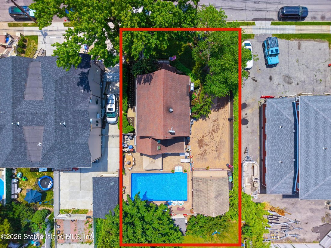 House in New York, New York, United States 2 - 18300092