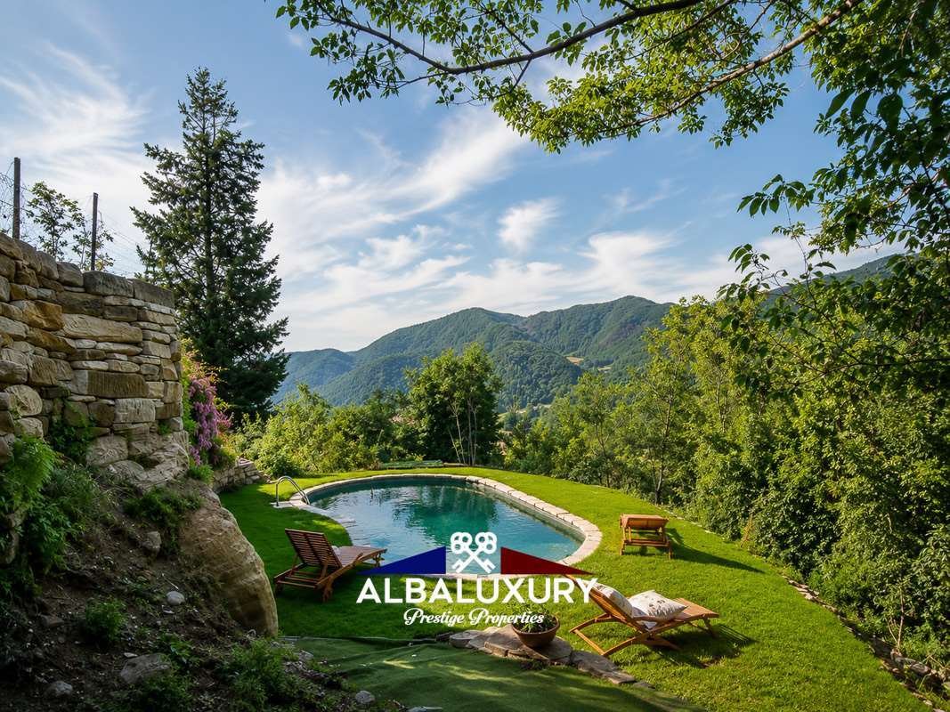Chateau in Mercatello sul Metauro, Marche, Italy 5 - 15347184
