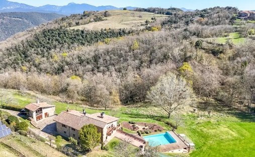 Finca in Olot, Catalonia, Spain 1