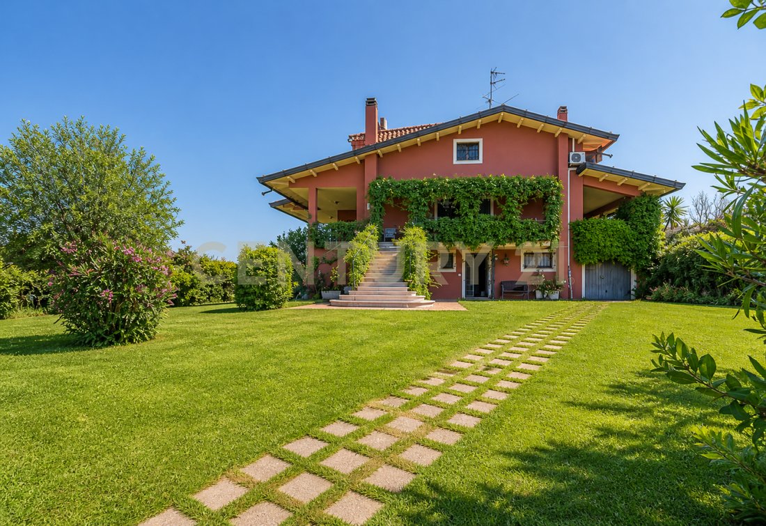 Villa in Gradara, Marche, Italy 2 - 18299922