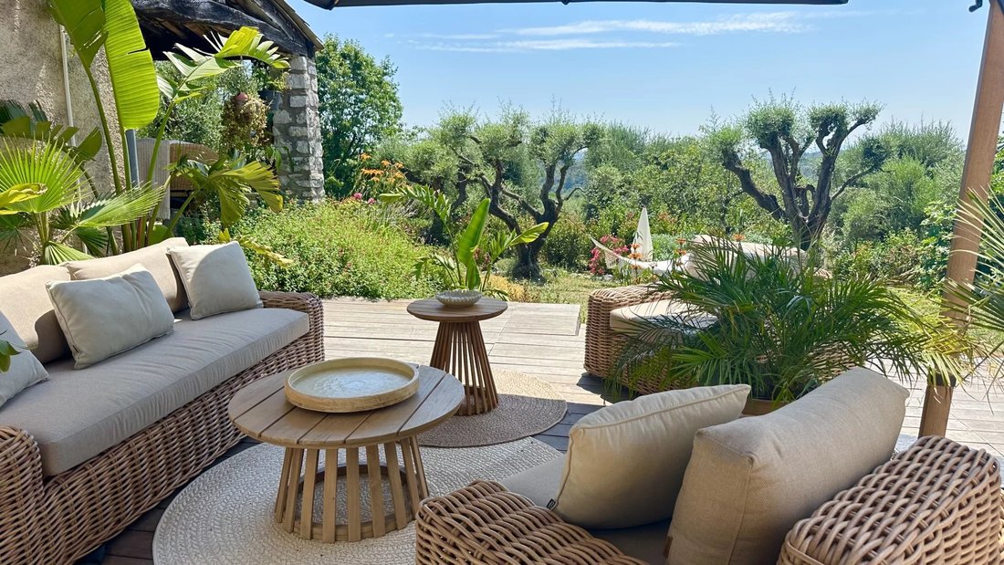 House in Tourrettes-sur-Loup, Provence-Alpes-Côte d'Azur, France 3 - 18298585
