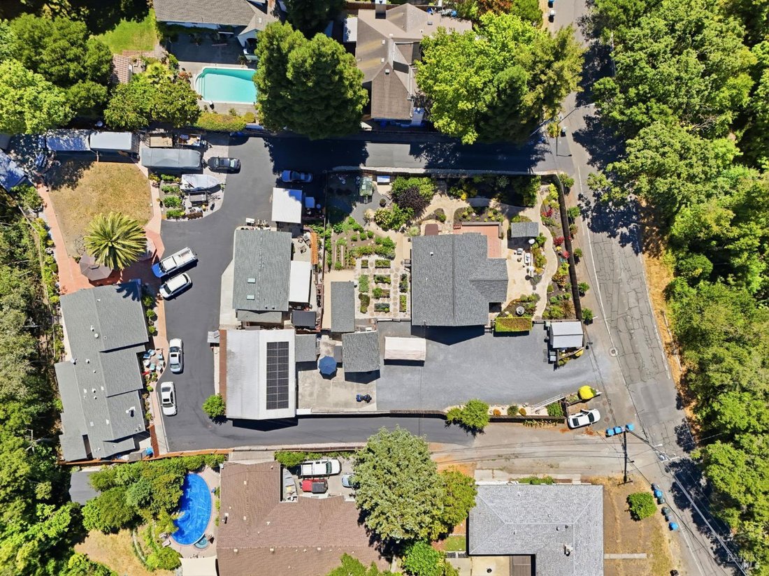 House in Santa Rosa, California, United States 1 - 18055761