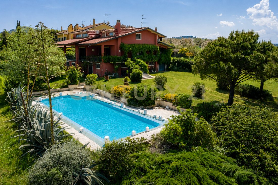 Villa in Gradara, Marche, Italy 1 - 18299922