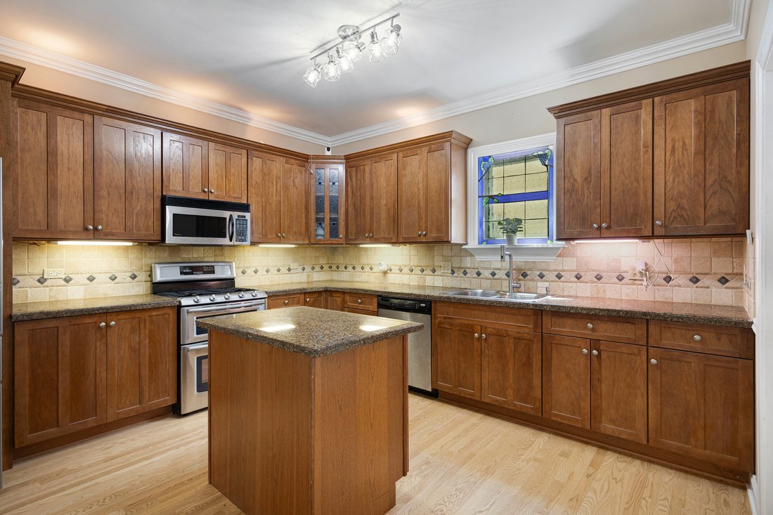 House in Bensenville, Illinois, United States 4 - 18301307