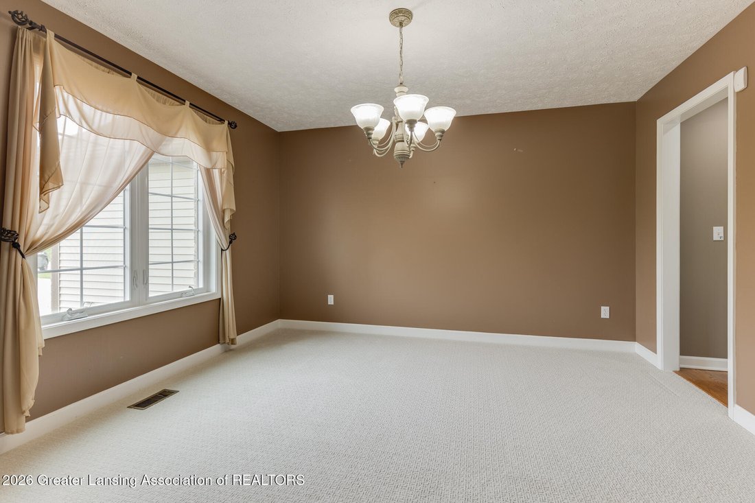 House in Grand Ledge, Michigan, United States 4 - 18297972