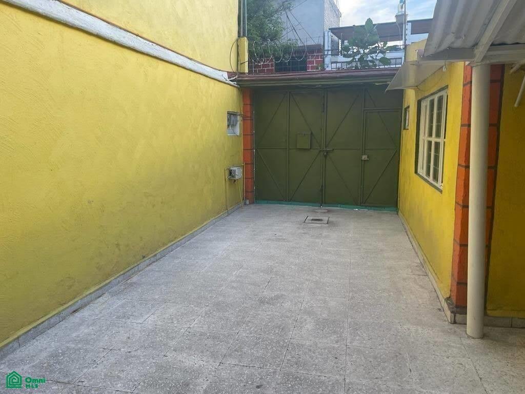 House in Santa Catarina Yecahuitzotl, Mexico City, Mexico 2 - 17232700