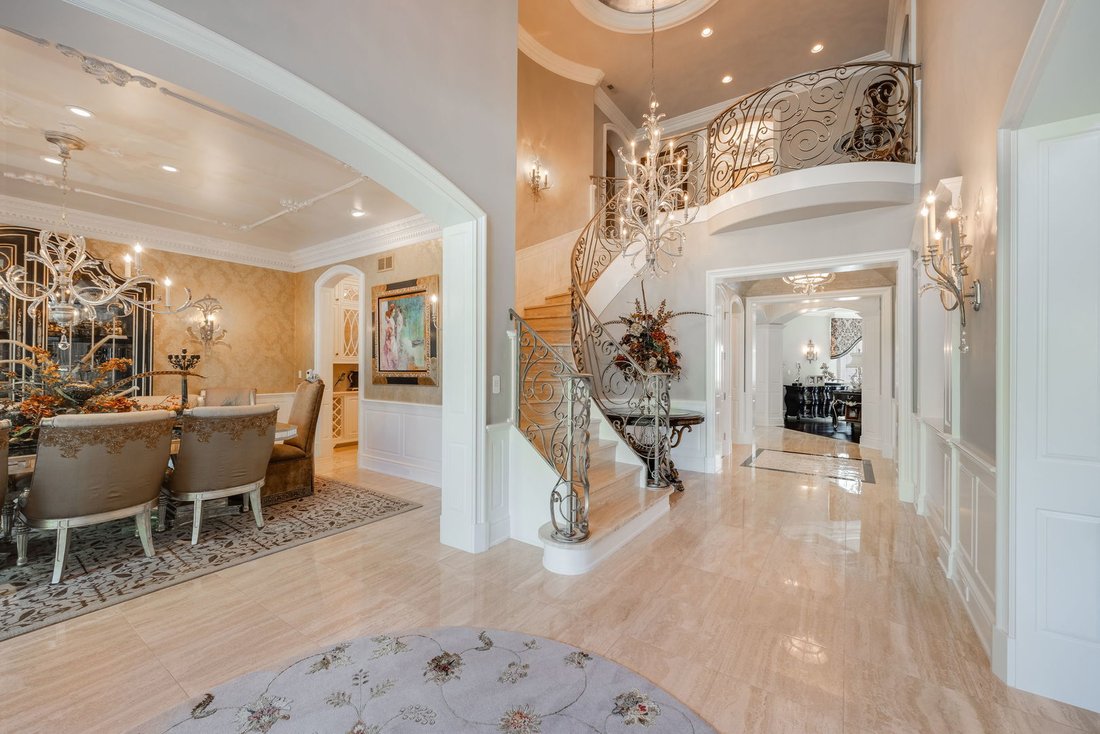 House in Oak Brook, Illinois, United States 5 - 18298963