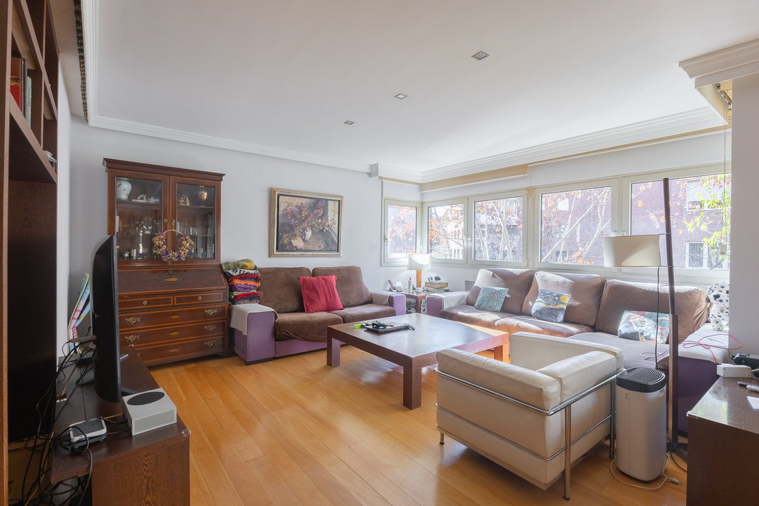 Apartment in Sarrià-Sant Gervasi, Barcelona, Spain 4 - 18301785