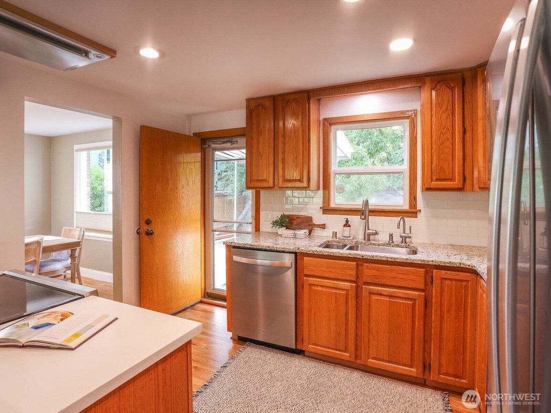 House in Seattle, Washington, United States 5 - 18299363