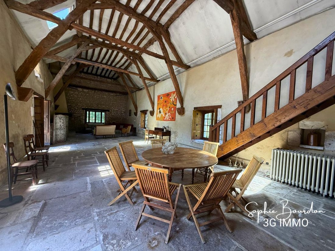 Estate in Escolives-Sainte-Camille, Bourgogne – Franche-Comté, France 2 - 18301614