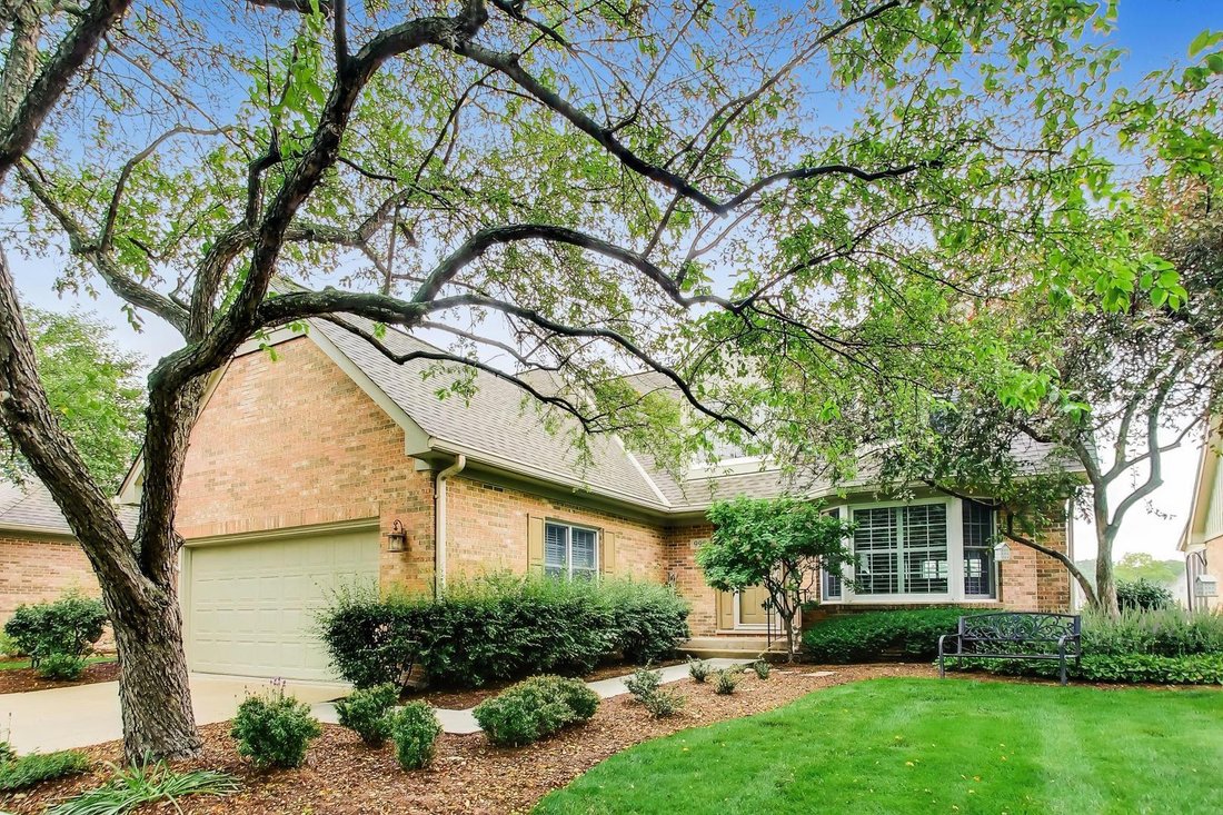 Townhouse in Village of Lakewood, Illinois, United States 2 - 18301279