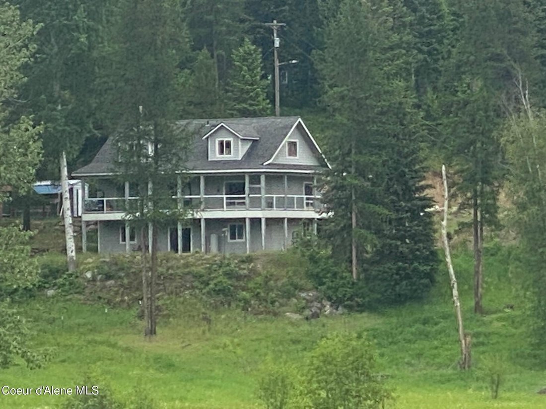 House in Cocolalla, Idaho, United States 1 - 18300236