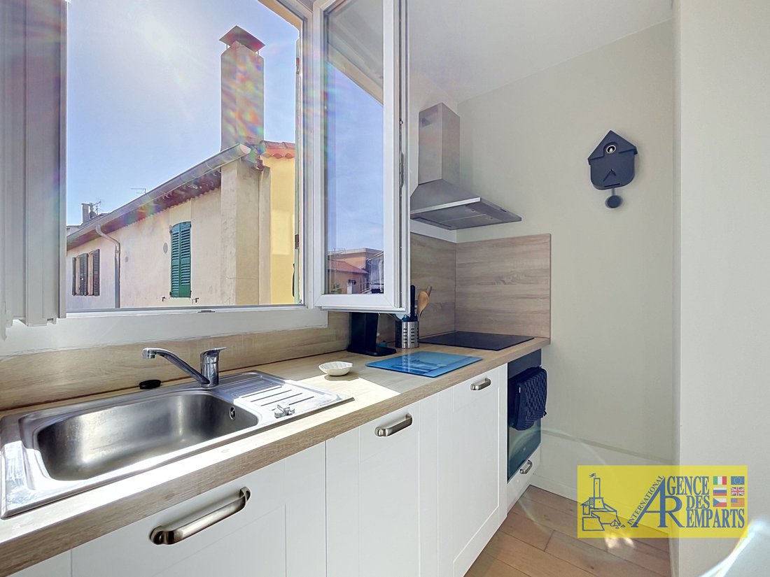 Apartment in Les Cougoulins-Rastines, Antibes, France 4 - 18302176