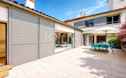 House in Capitole, Toulouse, France 1