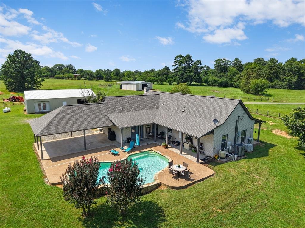 House in Gilmer, Texas, United States 5 - 18302009