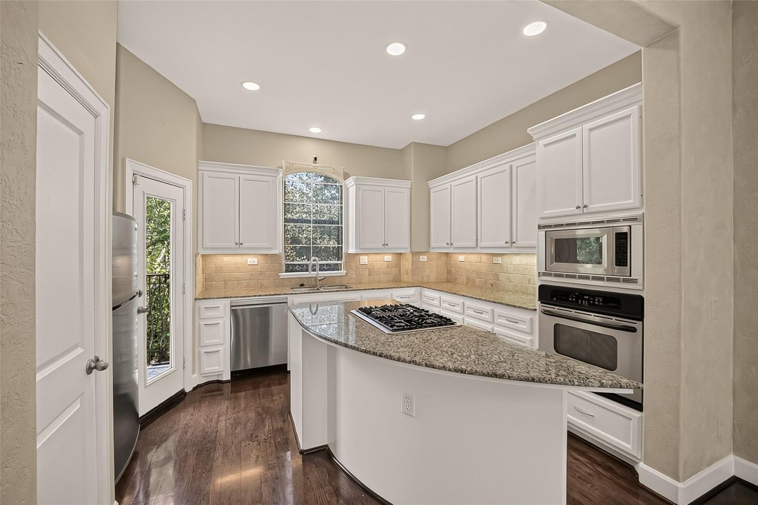 Townhouse in Houston, Texas, United States 2 - 18302054