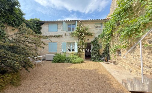 Villa in Barbentane, Provence-Alpes-Côte d'Azur, France 1