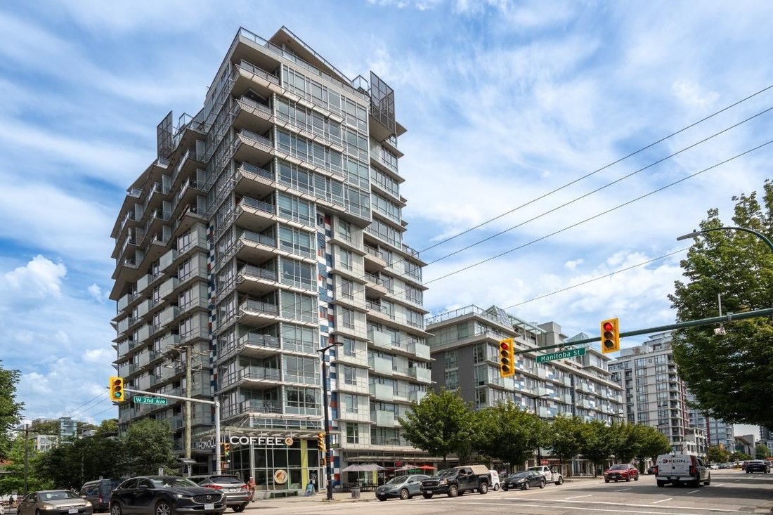 Condo in Vancouver, British Columbia, Canada 1 - 18302487