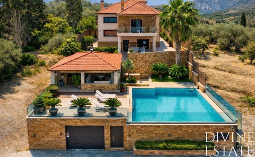 Villa in Derbeniou, Evrostina, Peloponnese, Western Greece and the Ionian 1